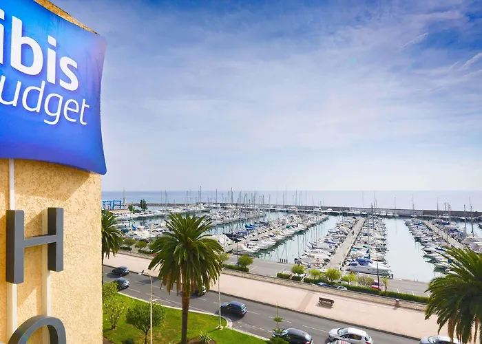 Ibis Budget Menton Bord De MerAlbergo